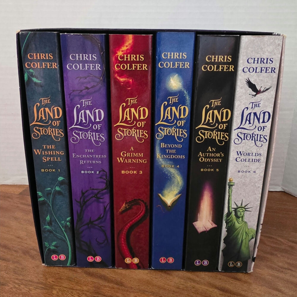 The Land of Stories Complete Paperback Boxed Set Books 1-6 Chris Colfer